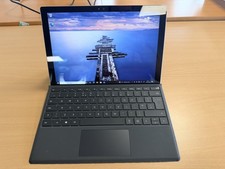 Microsoft Surface Pro 4 1724 - Intel Core i5, 8GB RAM, 256 SSD