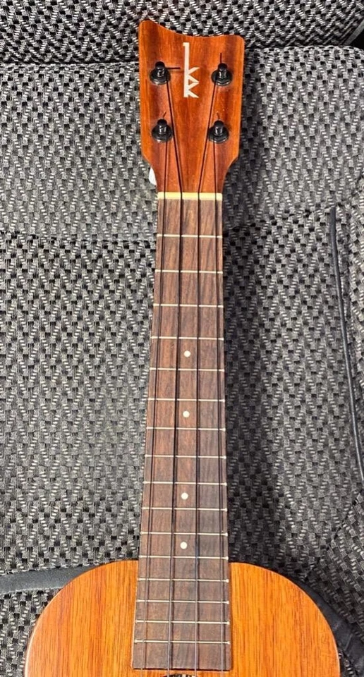 2019 KAMAKA CONCERT UKULELE. - Image 4 of 4