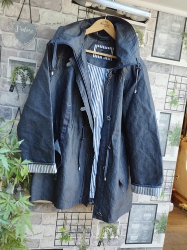 Ladies Per Una Rain Coat Size 18