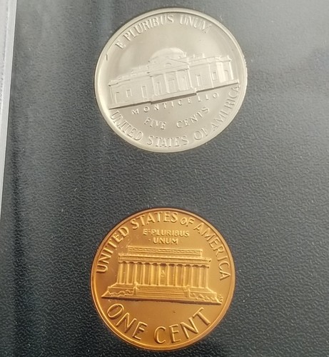 1982 & 1983 United States Proof Sets #20138 - Picture 17 of 19