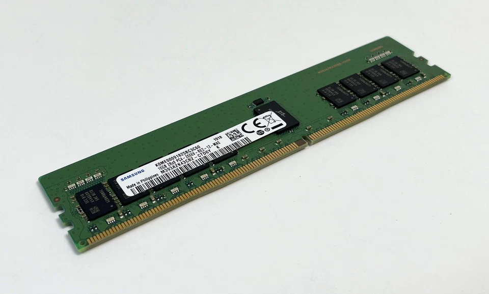 Samsung M393A2K43CB2-CTD 16GB 2Rx8 DDR4 2666MHz PC4-21300V-R ECC Memory Module - Image 2 of 4