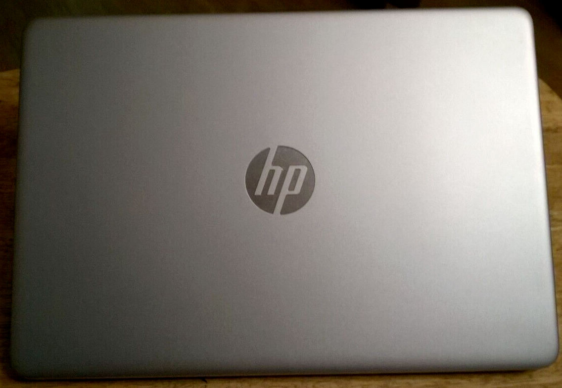 HP 14sdq1505sa 14" (512GB SSD, Intel Core i71065G7, 1.30 GHz, 8GB RAM