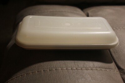 TUPPERWARE ULTRA 21 INDIVIDUAL SERVING TRAY WITH SEAL | eBay