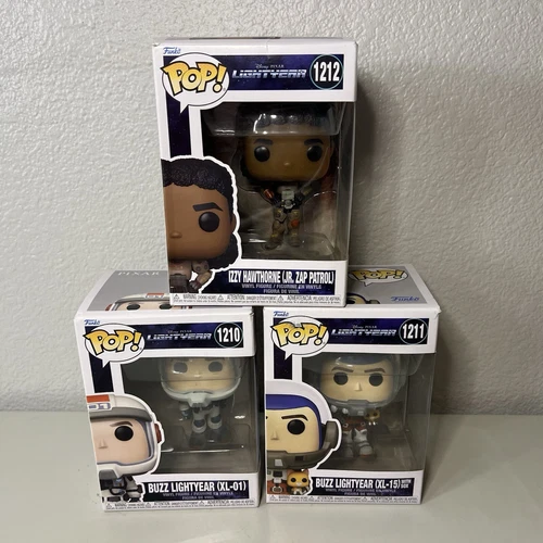 Funko Pop! Disney Pixar Lightyear Lot BUZZ #1210 SOX #1211 IZZY HAWTHORNE #1212