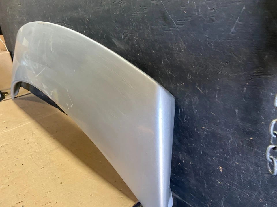 Luz de freno alerón trasero Mitsubishi Eclipse 2000 a 2005 OEM r5293 DG Foto 2 de 4