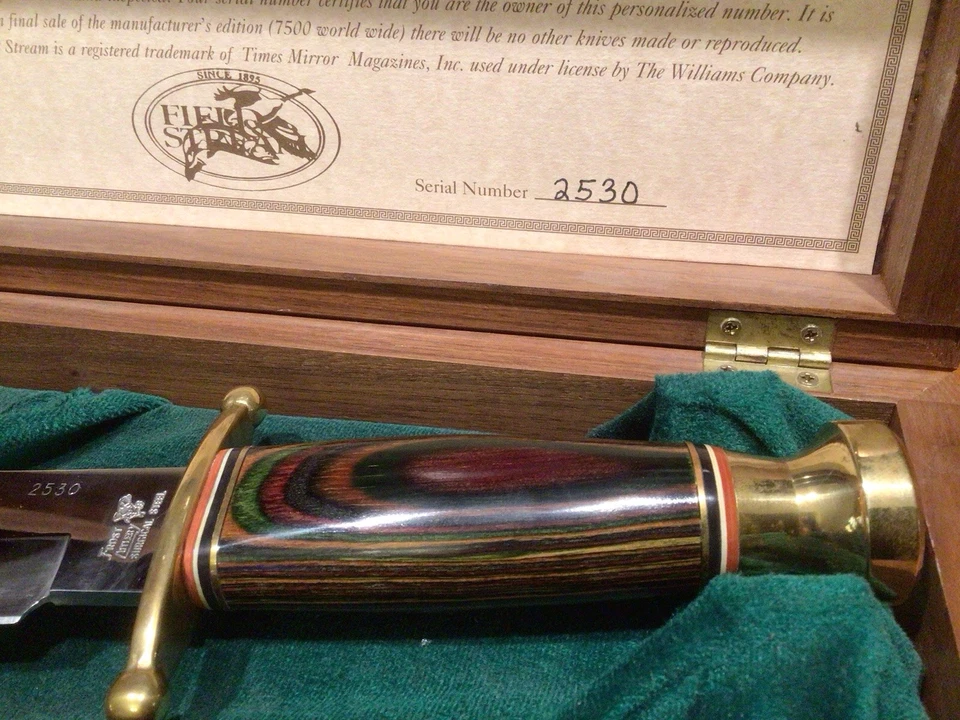 Cuchillo de hoja fija Frost Cutlery Field & Stream 1995 100 aniversario caja de nogal Foto 2 de 4