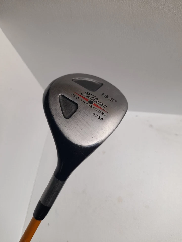 Titleist Tour 975f 18.5 Degree Metal Fairway  - Image 2 of 4