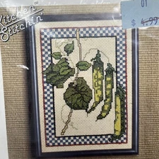 PEA PODS KITCHEN GOLDEN BEE COUNTED CROSS STITCH KIT SEALED 7 X 5" WITH FRAME