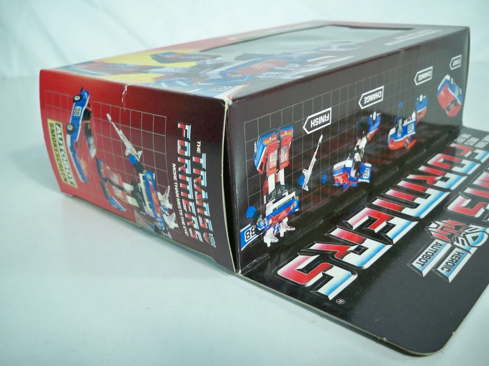 K21i99813 SMOKESCREEN W/ DECALS INCOMPLETE IN BOX 1985 G1 TRANSFORMERS VINTAGE - Image 4 of 4
