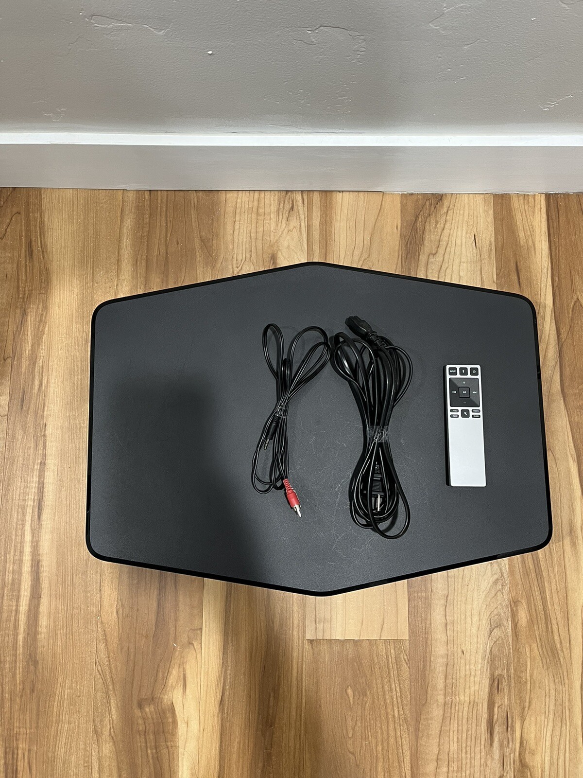 VIZIO S2121wD0 Sound Stand Bar Integrated Subwoofer 2.1 Channel With