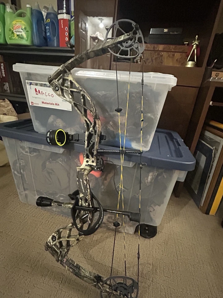 Diamond Deploy SB RAK-Right Hand-65lbs- 26-30.5"- Breakup Country- Case Included - Image 4 of 4