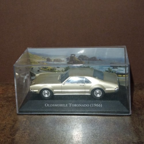 Miniature Oldsmobile 442 1966 - échelle 1/43, Bleue, Occasion état TTB (très Très Bon)