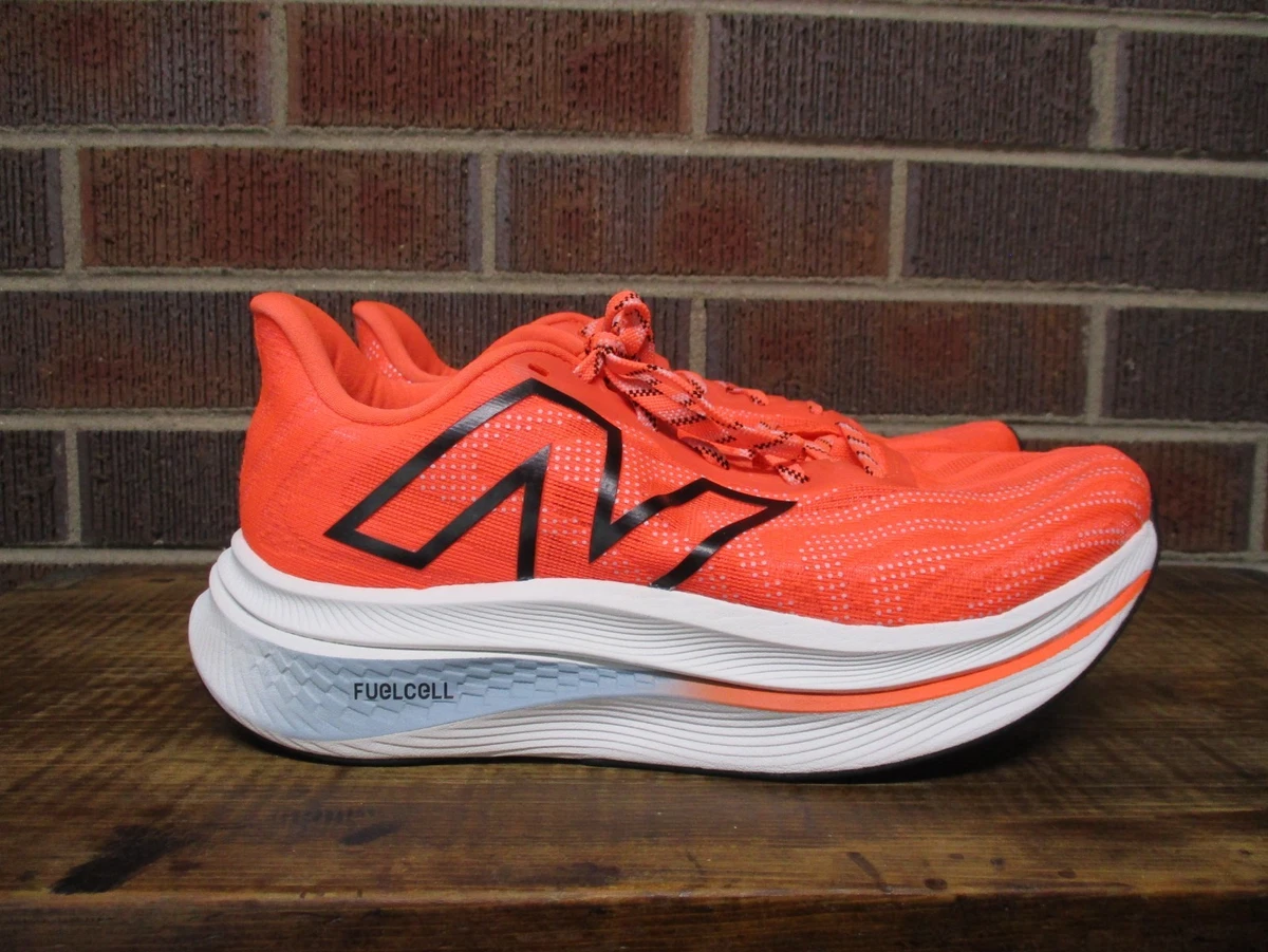 New Balance FuelCell SuperComp Trainer v2 Neon Dragonfly W for