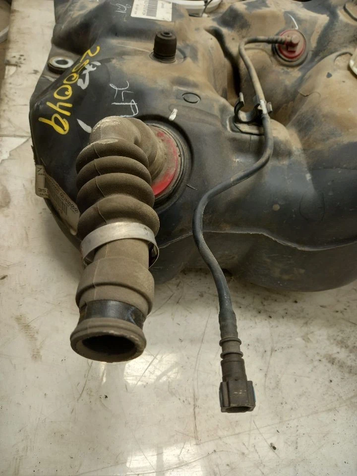 07 08 09 LEXUS RX350 3.5L FUEL TANK VIN P 5TH DIGIT - Image 4 of 4