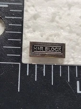 H & R BLOCK HAT LAPEL PIN PIN BACK USED (M1341)