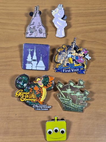 50 Disney Trading Pins Lot WDW Disneyland Shanghai Parks Mickey Star Wars SE LE - Picture 4 of 19