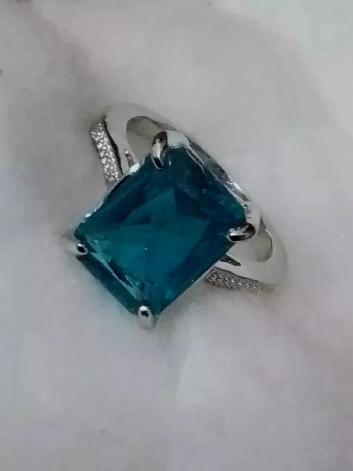 Anello Argento Con Smeraldo e Brillantini - Immagine 4 di 4