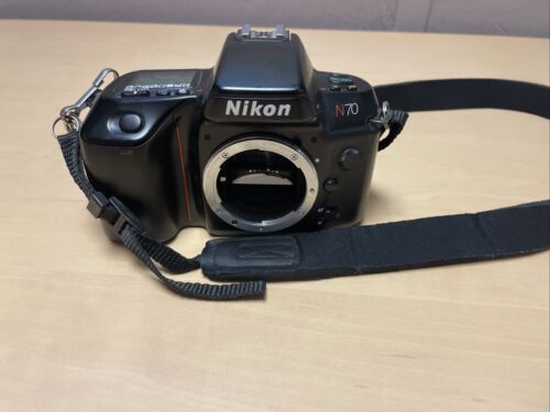 Nikon N70 35mm Film SLR camera body only - Picture 12 of 12