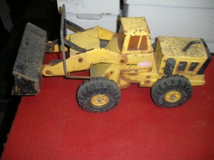 Tonka-Might-Loader-Pressed-Steel-Front-Loader-1970-039-s-20-034-X-8-034-X-10-034-Tall