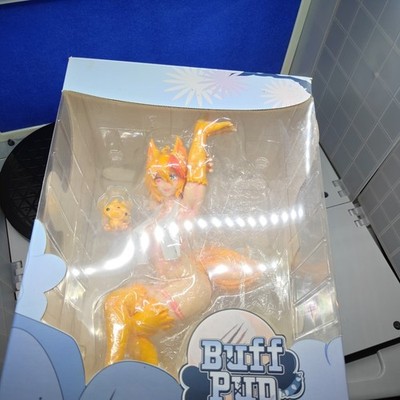 Buffpup Novel Horizons 1/7 Scale Figure - PREOWNED - with box ( defect on tail)