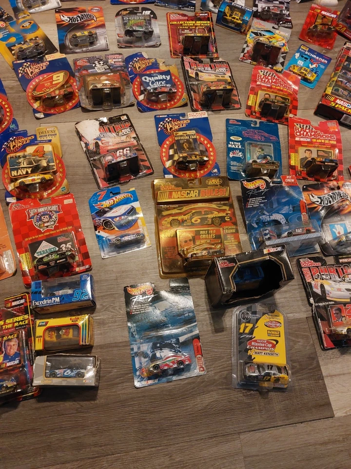 Coches NASCAR diecast Racing Champions and Hot Wheels 1:64 Foto 3 de 4