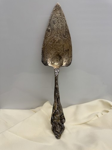RECAST Antique Reed & Barton LOVE DISARMED Cake Server Sterling Silver Ornate