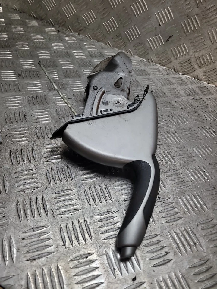 HONDA CIVIC MK8 2005-2012 HANDBRAKE PARKING BRAKE HANDLE LEVER MECHANISM - Image 4 of 4