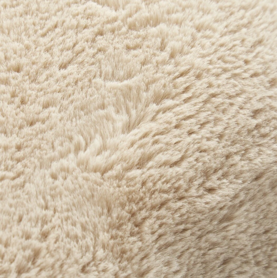 Mainstays Faux Fur Pillow, 18x18, Beige - Image 4 of 4