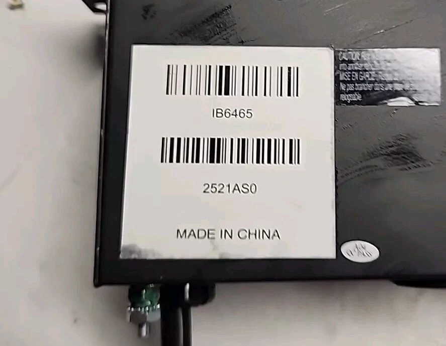 Tripp Lite RS-0615-R Rack-Mount Network Server Power Strip 120V - Free Shipping - Image 3 of 4