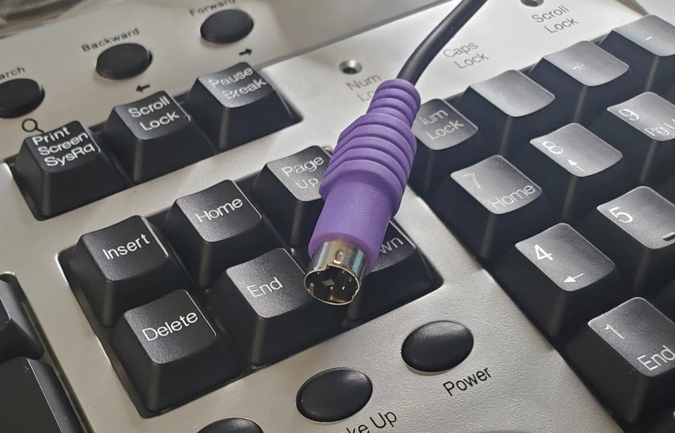 SCI Tec Multi-Media Keyboard KB 558 PS/2 - Image 3 of 4