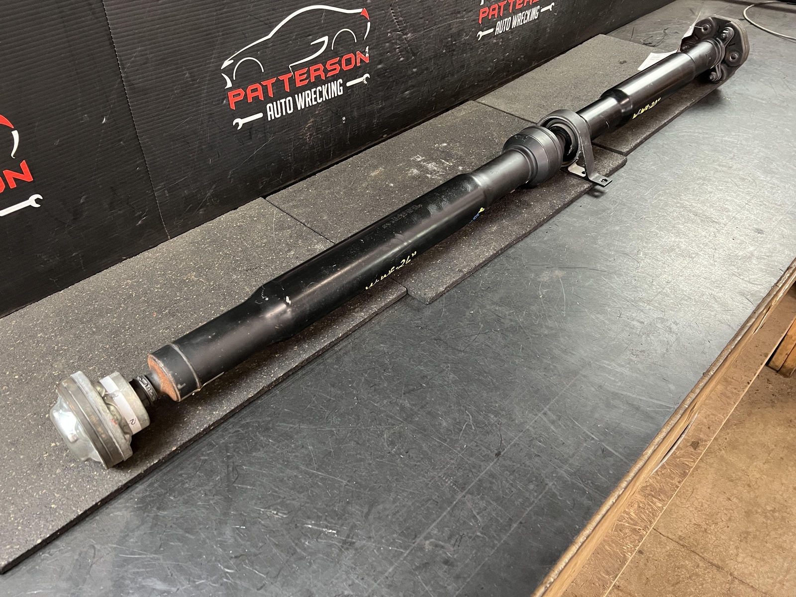 14-17 MASERATI GHIBLI 3.0 AWD AT REAR DRIVE SHAFT W-WF=26" W-WR=20"