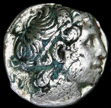 AR TETRADRACHM  |  Cleopatra VII Thea Neotera  |  39/38 BC  | Kleopatra Ptolemy 