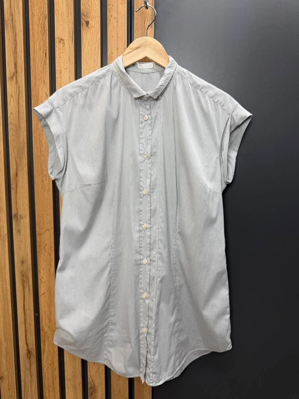 Brunello Cucinelli Sleeveless Shirt Women Size L
Opens in a new window or tab