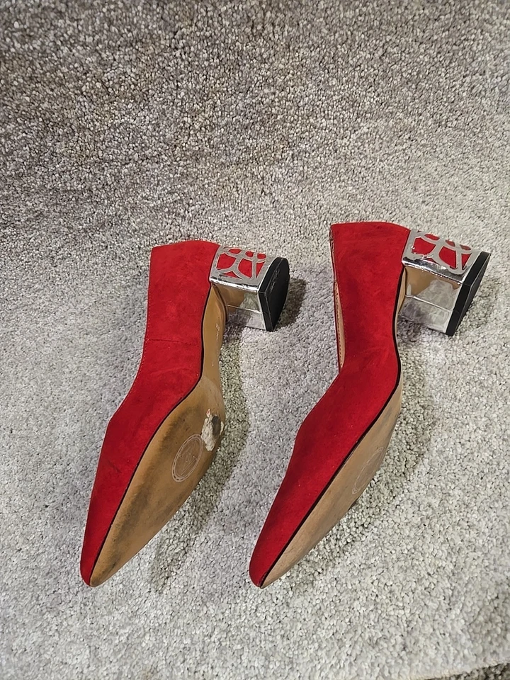 Zapatos de salón Adrienne Vittadini para mujer rojos talla 9 tacón ancho punta punta tacón de metal Foto 3 de 4