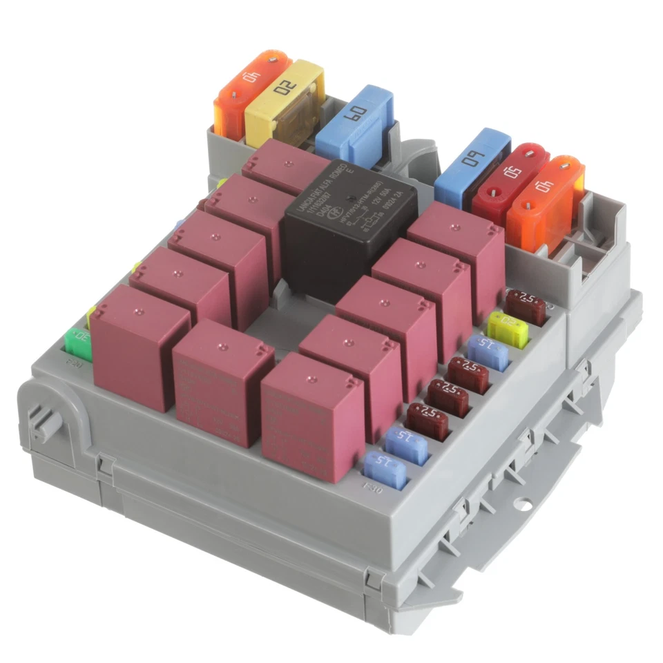 14-22 RAM PROMASTER 1500 2500 3500 CENTRO DE ALIMENTACIÓN INTELIGENTE OEM MOPAR 68305537AB Foto 2 de 4