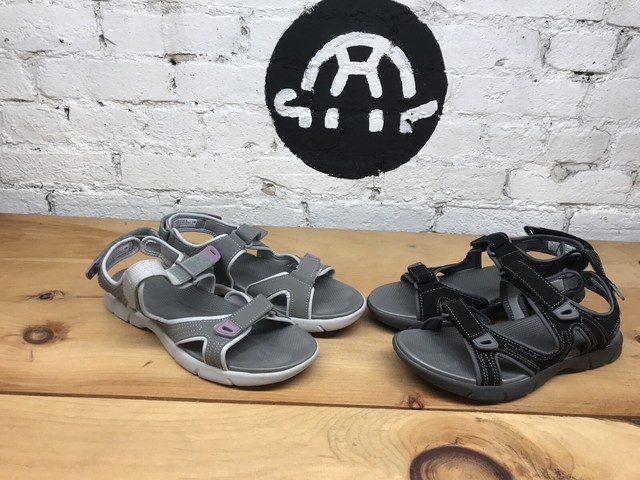 guess ladies slippers