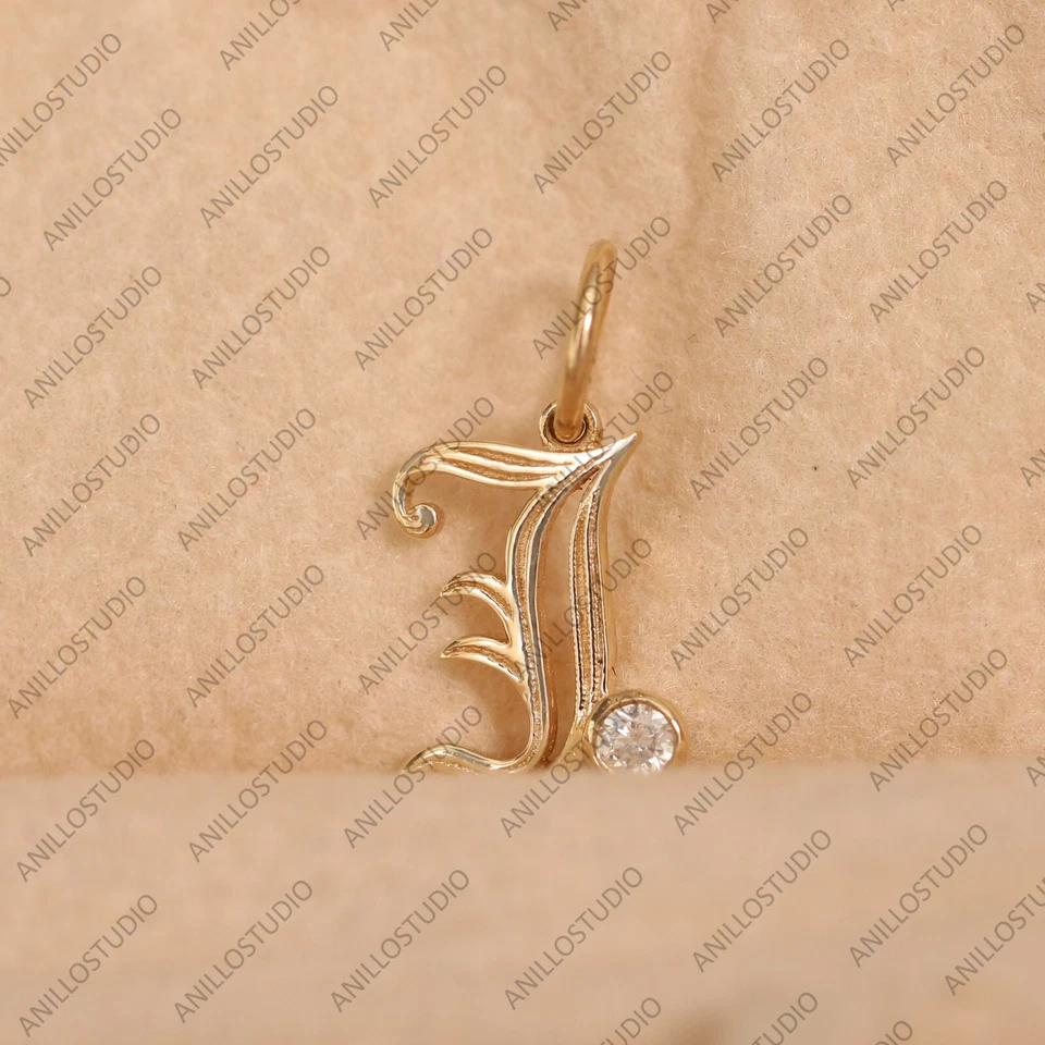 Colgante con dije inicial letra J inglesa antigua de oro amarillo de 14k, dije inicial personalizado Foto 4 de 4