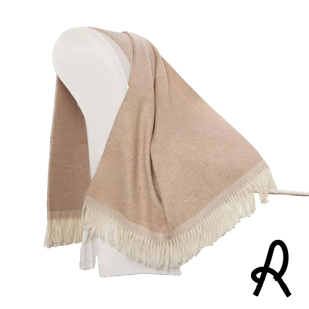 Одеяла и покрывала из кашемирской смеси