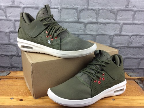 NIKE MENS UK 6 EU 40 AIR JORDAN FIRST 