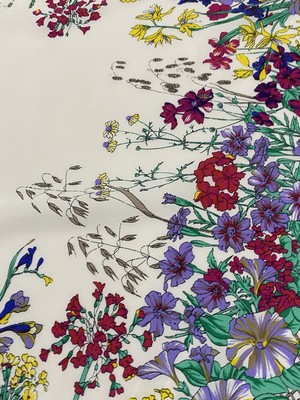 Valentino All Multicolor Flowers Silk Vince Women's Scarf 34