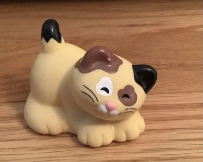 Fisher Price Little People Calico Kitty Cat Spotted Pet House Town Pet Shop 1998