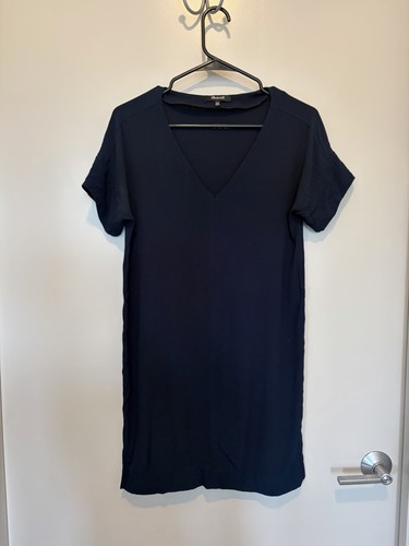 Madewell Navy Blue Short Sleeve V-Neck Shift Dress XXS