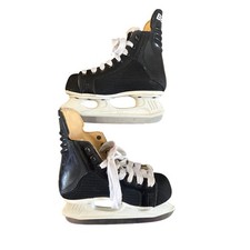 ⭐️ Boys Bauer Hockey Ice Skates. Size 11