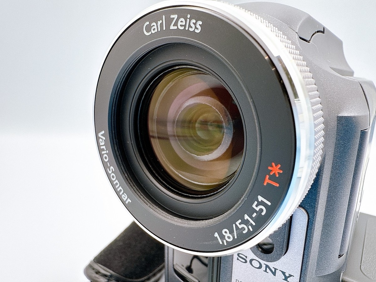 Sony Handycam DCR-PC300 Digital MiniDV Video Camcorder Box