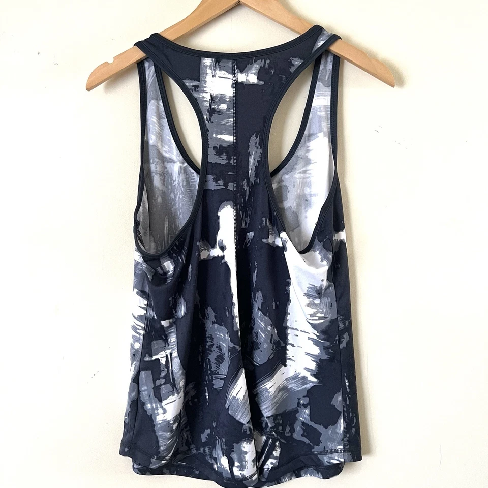 Old Navy Women Shirt Size Large Athletic Racer Back Exercise Tank - Image 3 of 4