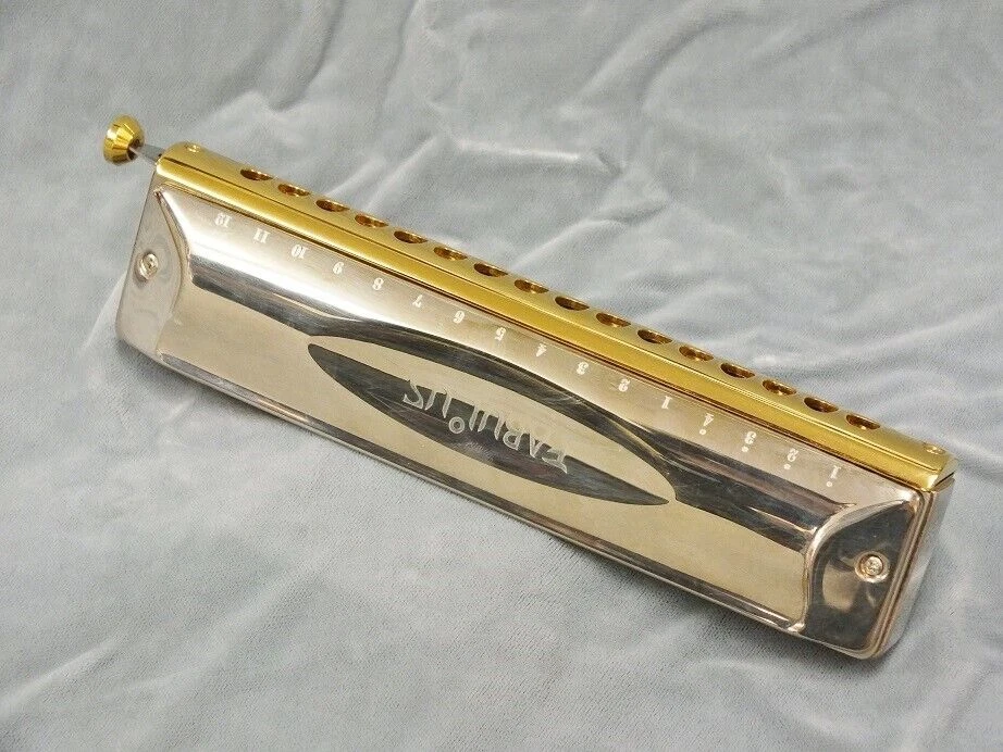 Suzuki Fabulous F 64C 16 holes 64 sounds long stroke Chromatic