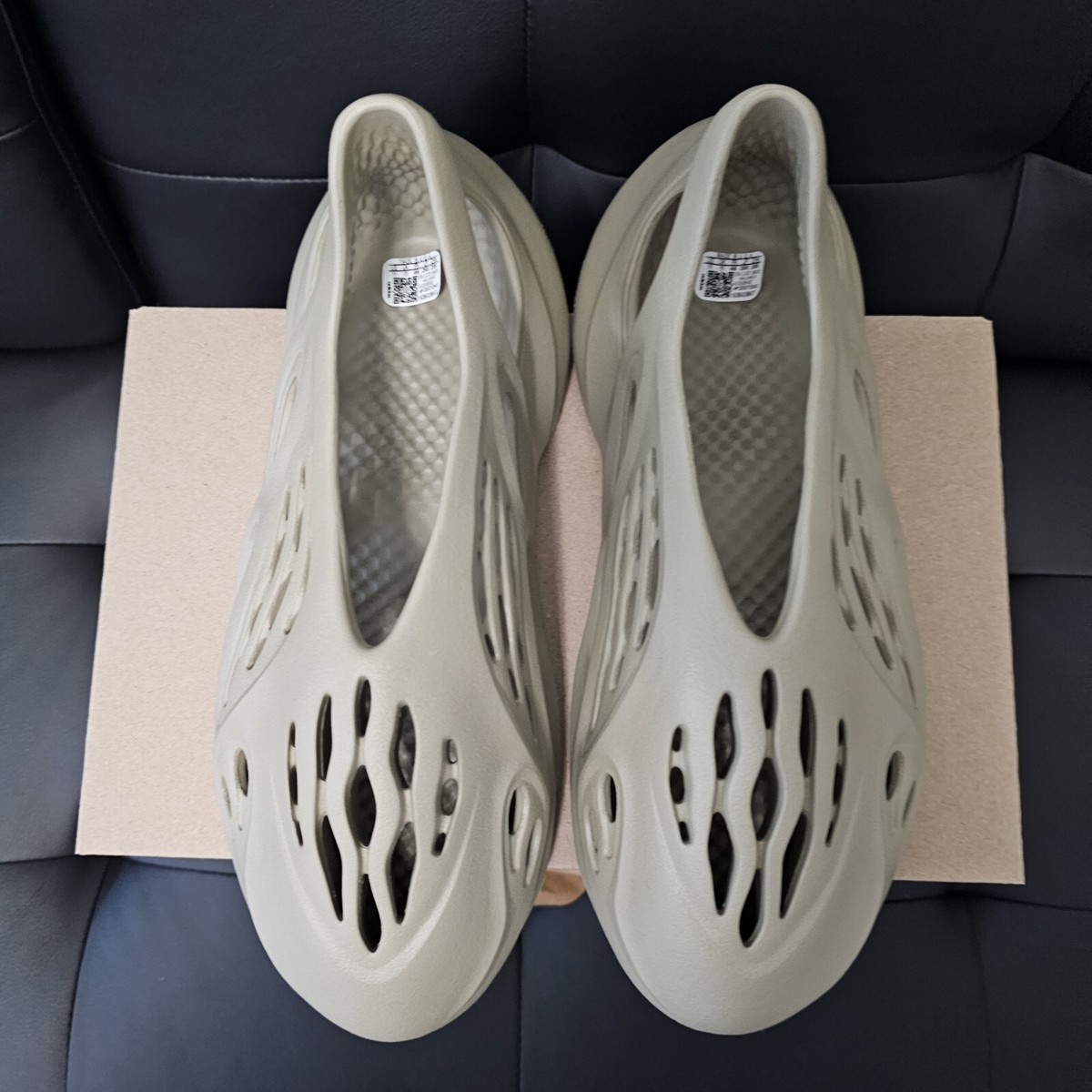 Adidas Yeezy Foam RNR Stone Salt Mens Size 11 GV6840 | eBay Adidas Yeezy Foam RNR Stone Salt Mens Size 11 GV6840 | eBay