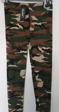 Camouflage leggins Green/Beige Size 8-10 BNWT