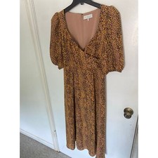 WAYF leopard print puff sleeve midi dress size S