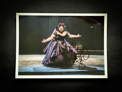 Keala Settle SIGNED THE GREATEST SHOWMAN 5x7 Photo. Musical, HUGH JACKMAN, Rare